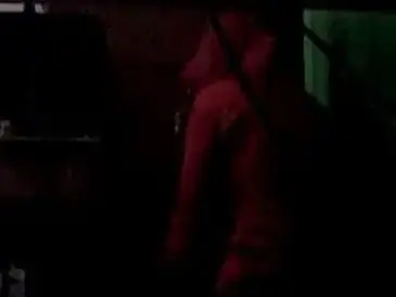 Ngintip Jilbab Merah Di Warnet